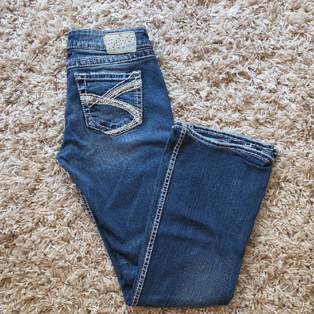Silver Jeans Twisted Bootcut Ripped Size 29 Jeans